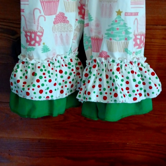 🎄Christmas Tree Pink cupcake overall jumpsuit girls - Picture 4 of 4